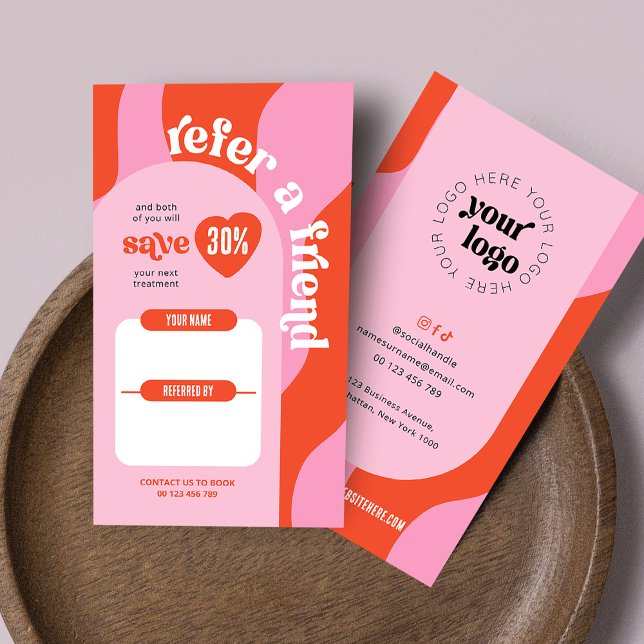 Groovy Pink & Red Refer a Friend Logo Schönheitssa Empfehlungskarte (Trendy red & pink groovy referral cards with your logo and custom discount offer)