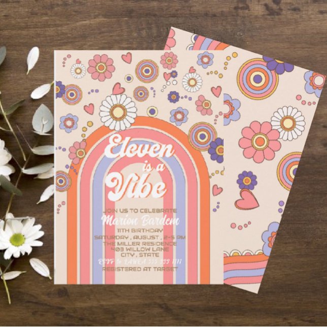 Groovy Retro Aquarell Elf ist ein vibe Baby cel Einladung (Von Creator hochgeladen)