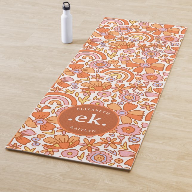 Groovy Retro Orange Florals Monogram Yogamatte (Beispiel)