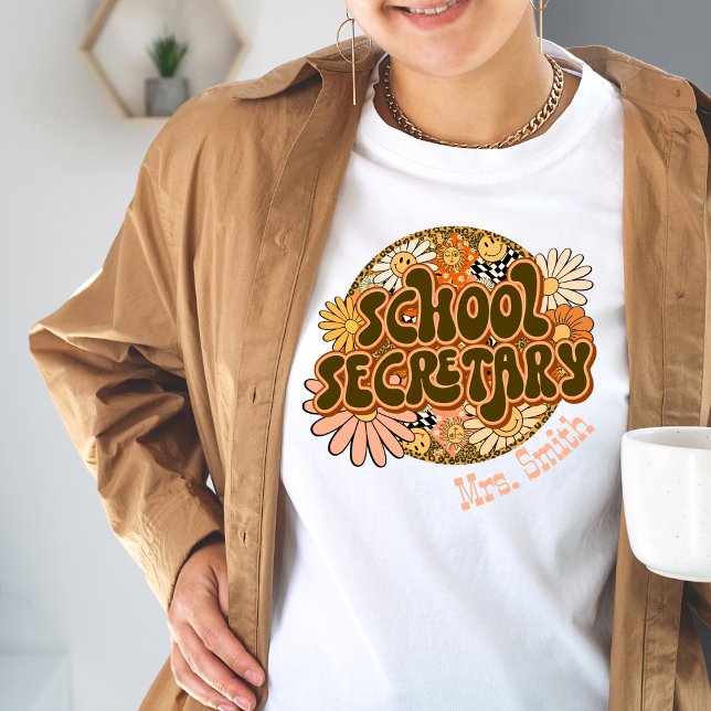 Groovy Retro School Secretary Customizable Tshirt (Von Creator hochgeladen)