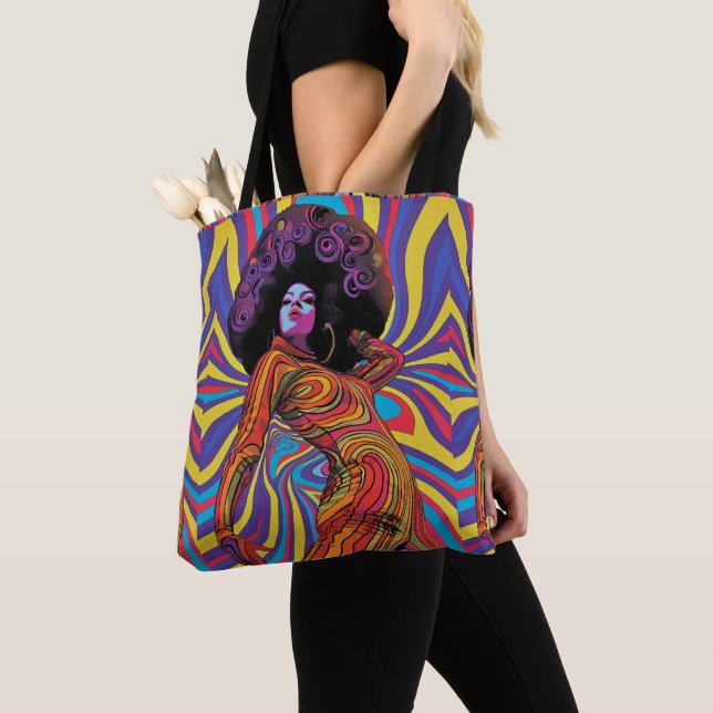 Groovy Retro-Taschentuch (Von Nahem)
