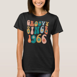 Groovy Seit 1966 56. Geburtstag Hippie Style 56 Ye T-Shirt