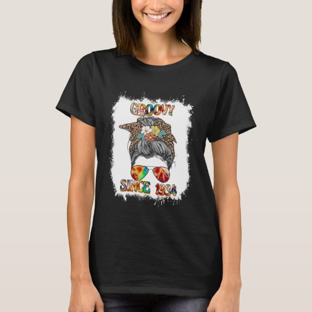Groovy Since 1934 Messy Bun Hip Retro 60s 70s T-Shirt (Vorderseite)