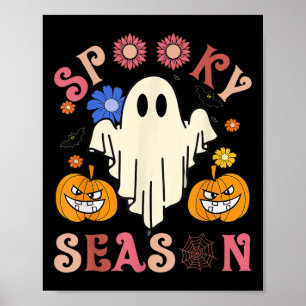 Groovy Spooky Season Niedlich Ghost Holding Pumpki Poster