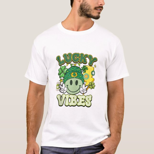 Groovy St Patricks Day T-Shirt (Vorderseite)