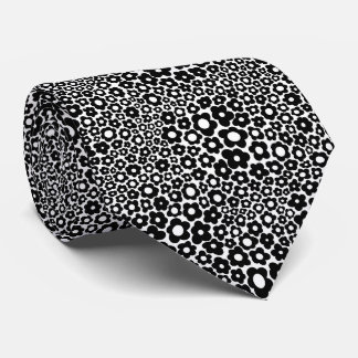 Groovy Tiny Black and White Daisies Neck Tie Krawatte