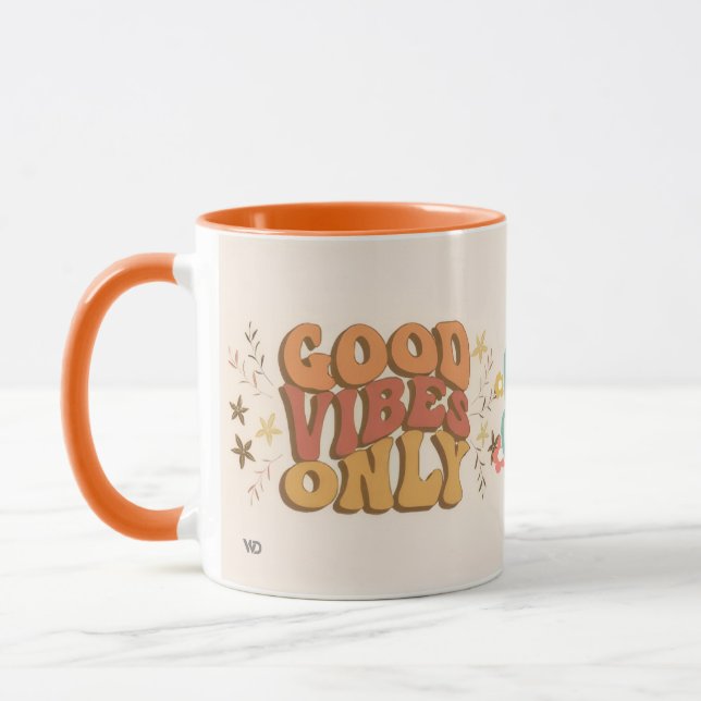 Groovy Vibes und Peace Sign Design Tasse (Links)