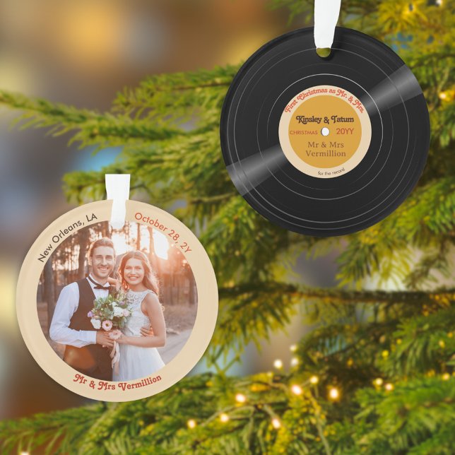 Groovy Vinyl Record Erste Verheiratete Weihnachtsf Ornament (Groovy Vinyl Record First Married Christmas Photo Ornament)
