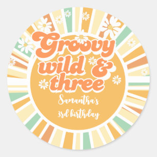 Groovy wild und drei Retro-Sonnen-Kindergeburtstag Runder Aufkleber