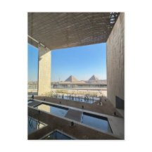Großartige Pyramidenansicht vom Grand Egyptian Mus