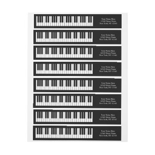 Großartiges Klavier befestigt