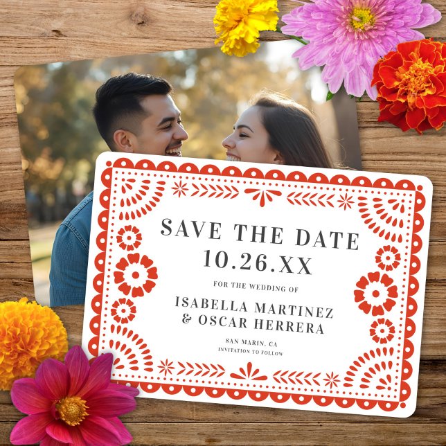 Großartiges Papel Picado Foto Warm Red Wedding Save The Date (Von Creator hochgeladen)