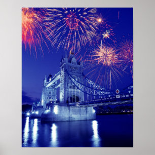 Großbritannien, London. Feuerwerk über dem Tower Poster