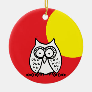 Große Augen Lustige Cartoon-Eule & Mond Rot Keramik Ornament
