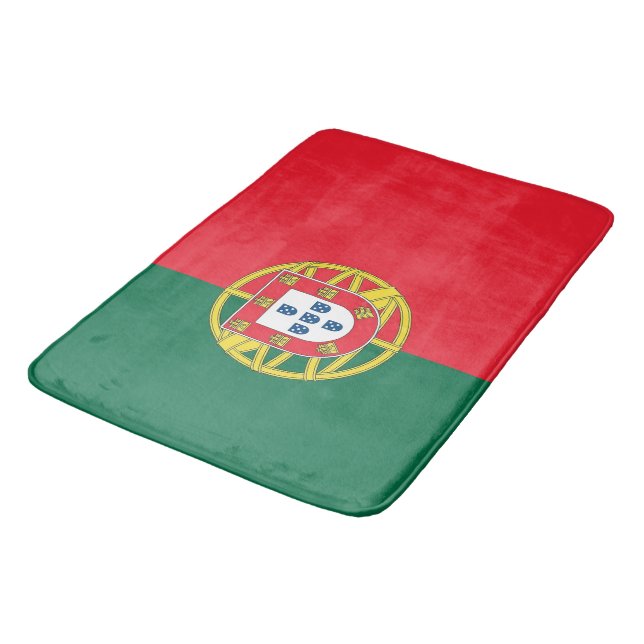 Große Badematte mit der Flagge Portugals (Schrägansicht)