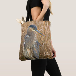 Große Blaue Heron im Feld der goldenen Schildkröte