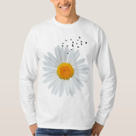 Große Daisy Blume mit Flock of Flying Birds. T-Shirt