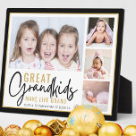 Große Enkel machen Life Grand 4 FotoCollage Fotoplatte<br><div class="desc">Ein modernes Foto-Collage Geschenk für Großeltern mit einem sentimentalen Zitat: "Großkinder machen das Leben großartig".Persönlich mit 4 Bildern und Enkeln-Namen,  um es zu einem unvergesslichen Geschenk für den Weihnachtsmüttertag,  den Großeltertag und den Geburtstag zu machen.</div>