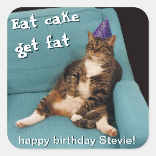 Große fette Katze, die Stuhl-im lila Quadratischer Aufkleber