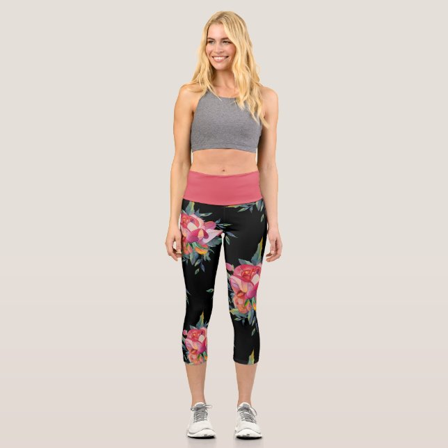 Große kühne Blume Muster auf Schwarzen Capri Leggi Leggings (Vorderseite)