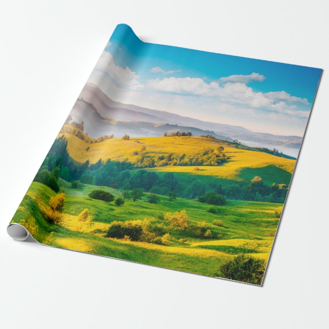 Große Landschaft im Morgenlicht. Loca Geschenkpapier (Ungerollt)