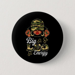 Große Leo Energie Schwarze Frau Camouflage Astrolo Button