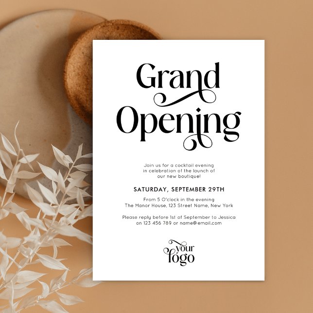 Große Öffnung Modernes Script-Logo Elegant Einladung (Stylish Business Grand Opening Event Invitations featuring swirly serif fonts and a modern layout)