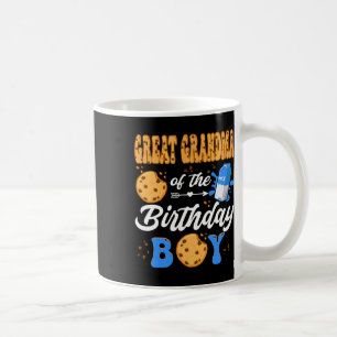 Große Oma der Geburtstagskekse Milchkekse 1. Kaffeetasse