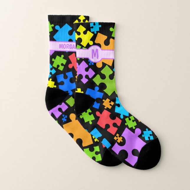Große pastellfarbene Autismus Puzzleteile auf dem  Socken (Paar)