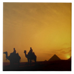 Große Pyramiden von Giza, Ägypten bei Sonnenunterg Fliese