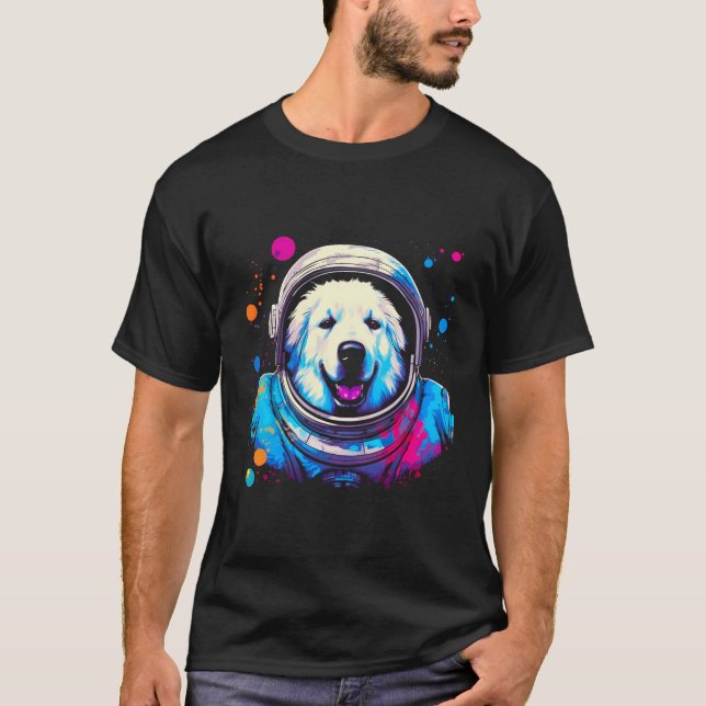 Große Pyrenäen Hund Funny Astronaut T-Shirt (Vorderseite)