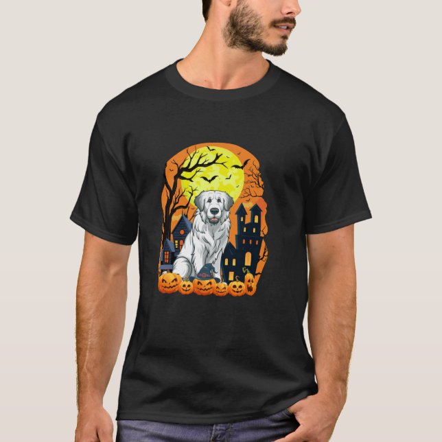 Große Pyrenäen Hund mit Pumpkins Funny Beängstigen T-Shirt (Vorderseite)