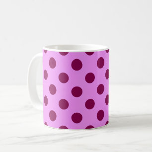 Große Retropunkte - Pflaume auf orchidem Hintergru Kaffeetasse