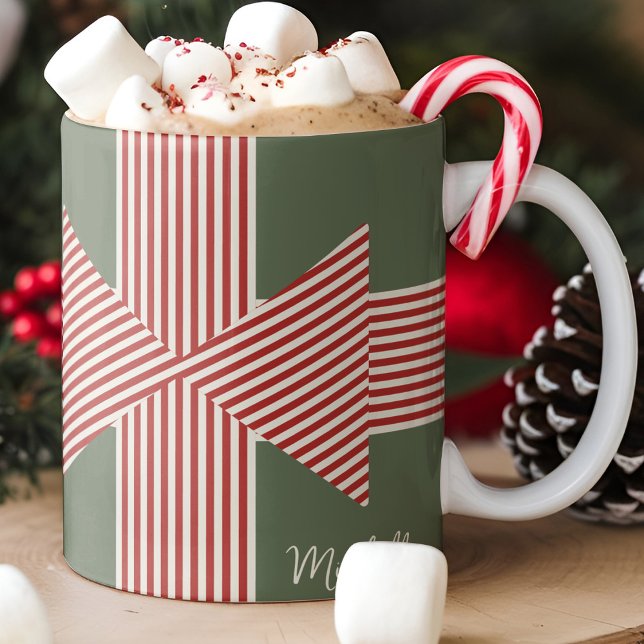 Große Schleife aus gestreiftem Band Kaffeetasse (Bold Holiday Themed Mug with Name)