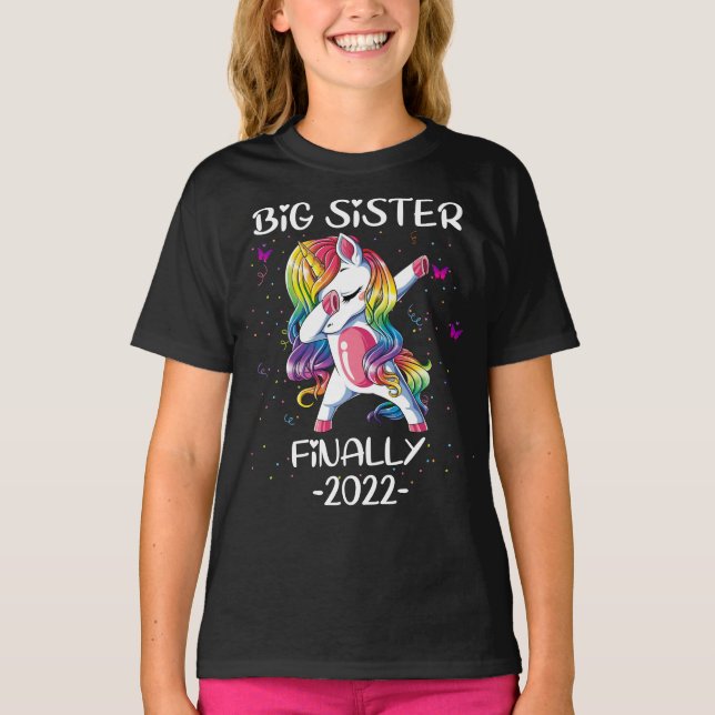 große Schwester Einhorn Endlich 2022 T-Shirt (Vorderseite)