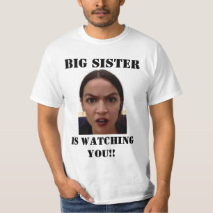Große Schwester passt Sie auf T-Shirt