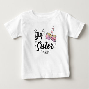 Große Schwester und schließlich Ankündigung der An Baby T-shirt