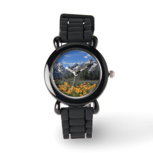 Große Tetons mit gelben Blumen Armbanduhr