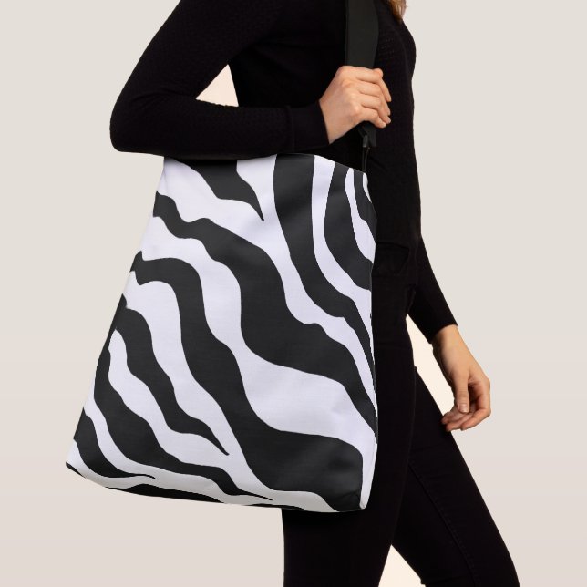 Große Zebra-Drucktasche Tragetaschen Mit Langen Trägern (Von Nahem)