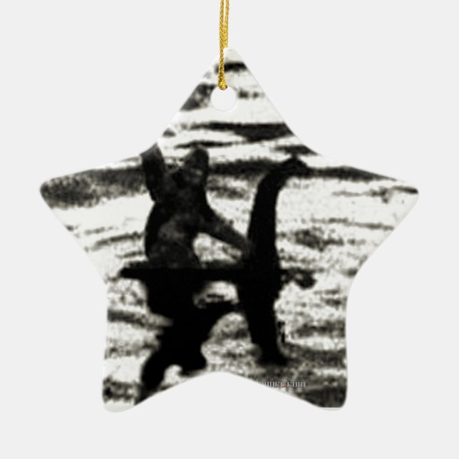 Großer Fuß und Bessie das Seemonsteranvisieren Keramikornament (Vorne)