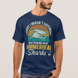 Großer Hammerkopfhai-Entwurf für einen Hammerhai T-Shirt