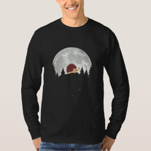 Großer Igel bei Vollmond-Design T-Shirt