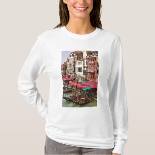 Großer Kanal von Venedig Italien mit Gondelbooten T-Shirt