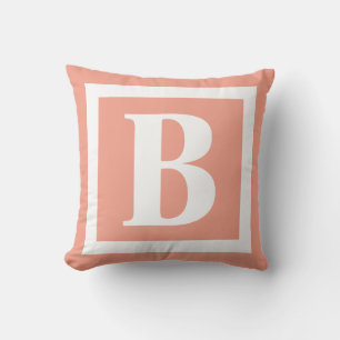 Großer Monogramm Letter Corner Peach Custom Kissen