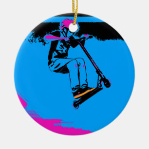 Großer Sprung - Rollerfahrer Keramik Ornament