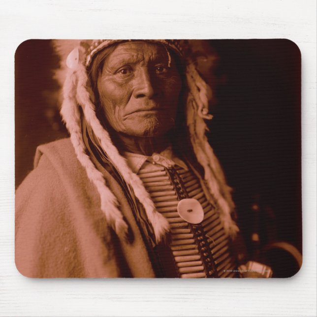 Großer Weißer Mann - Cheyenne Mousepad (Vorne)