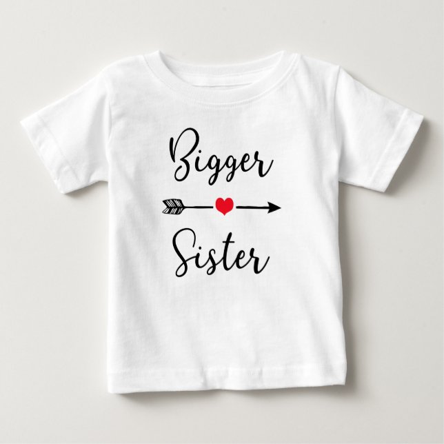Größere Schwester ~ Schwester Designs Baby T-shirt (Vorderseite)
