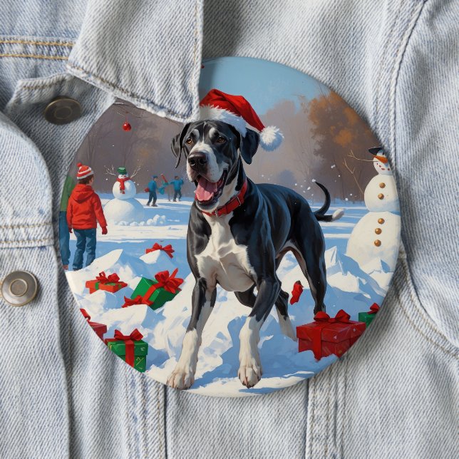 Großes Dane läuft im Schnee mit Weihnachtshut Button (Beispiel)