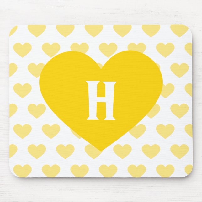 Großes helles gelbes Herz - Monogramm Mousepad (Vorne)