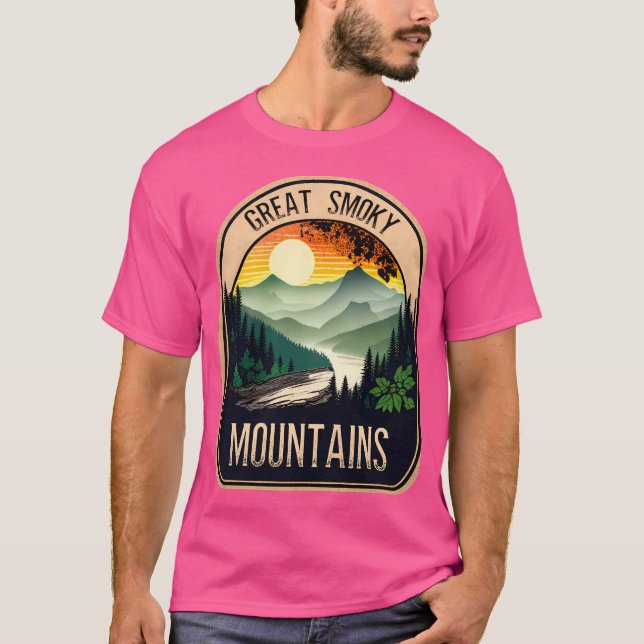 Großes, rauchiges Gebirge-Design aktiv T-Shirt (Vorderseite)